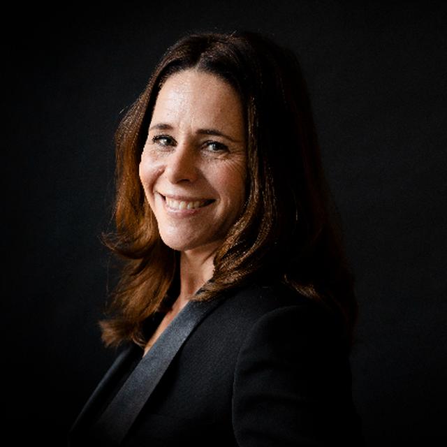 Pasfoto Irma Sluis